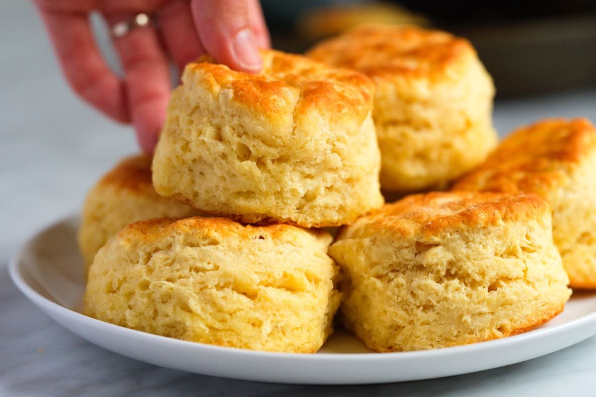 Easy Fluffy Biscuits: The Secret to Tall, Tender Homemade Perfection